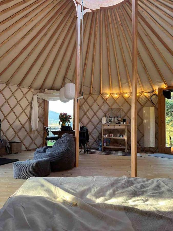 Aughavannagh Yurt Glamping オーリム エクステリア 写真