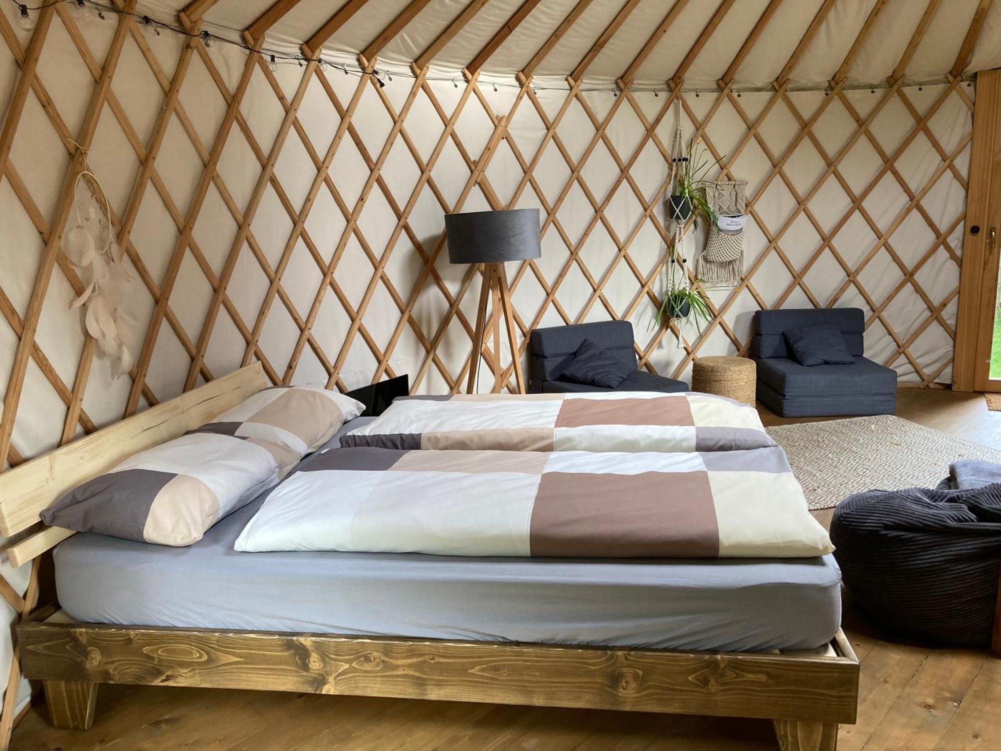 Aughavannagh Yurt Glamping オーリム エクステリア 写真